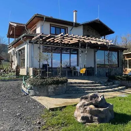 빌라 Marina Ilkoni At Jrebchevo Dam