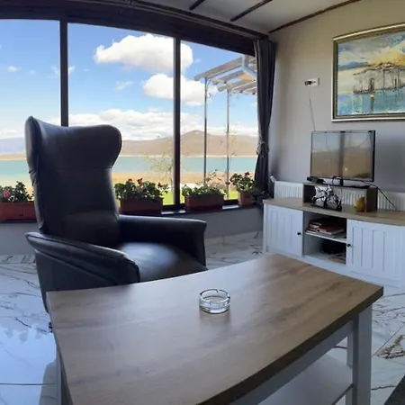 Marina Ilkoni At Jrebchevo Dam