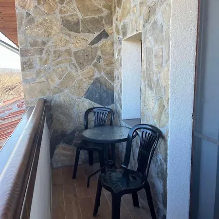 빌라 Marina Ilkoni At Jrebchevo Dam